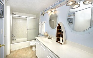 Paradise Beach Club by Happy Palm Stays