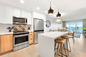 Paradise Beach Club by Happy Palm Stays