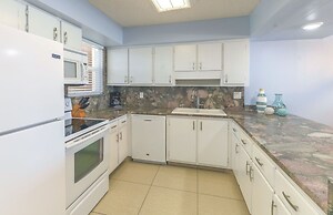 Paradise Beach Club by Happy Palm Stays