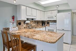 Paradise Beach Club by Happy Palm Stays