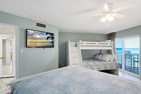 Paradise Beach Club by Happy Palm Stays