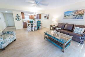 Cocoa Beach Club by Happy Palm Stays