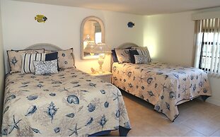 Cocoa Beach Club by Happy Palm Stays