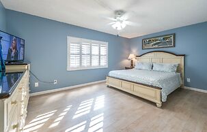 Cocoa Beach Club by Happy Palm Stays