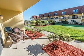 Cocoa Beach Club by Happy Palm Stays