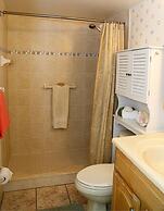 Cocoa Beach Club by Happy Palm Stays