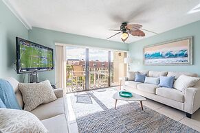 Chateau by the Sea - Happy Palm Stays