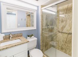 Chateau by the Sea - Happy Palm Stays