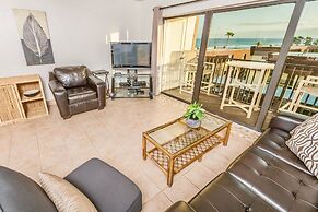 Chateau by the Sea - Happy Palm Stays