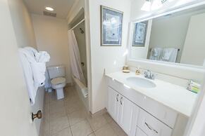 Chateau by the Sea - Happy Palm Stays