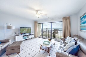 Chateau by the Sea - Happy Palm Stays