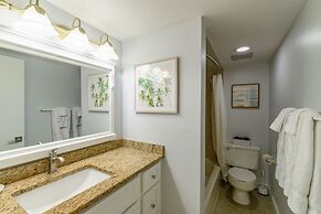 Chateau by the Sea - Happy Palm Stays