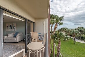 Chateau by the Sea - Happy Palm Stays