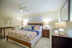 Chateau by the Sea - Happy Palm Stays