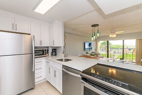 Chateau by the Sea - Happy Palm Stays