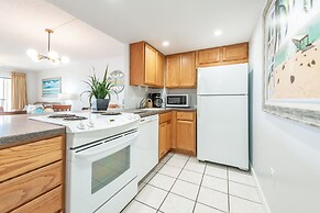 Chateau by the Sea - Happy Palm Stays