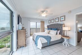 Chateau by the Sea - Happy Palm Stays