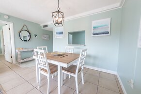 Chateau by the Sea - Happy Palm Stays