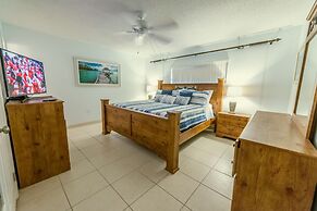 Chateau by the Sea - Happy Palm Stays