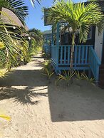 Litia Sini Beach Fales