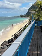 Litia Sini Beach Fales