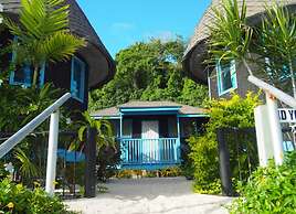 Litia Sini Beach Fales