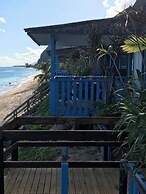 Litia Sini Beach Fales