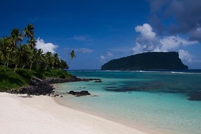 Litia Sini Beach Fales