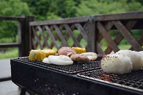 Canadian Village Goryu