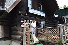 Canadian Village Goryu