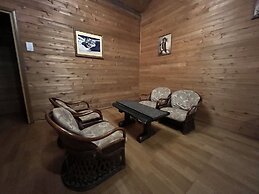 Canadian Village Goryu