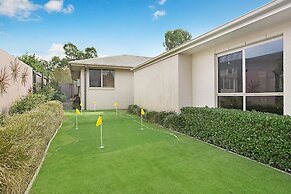 Peppertree at the Vintage