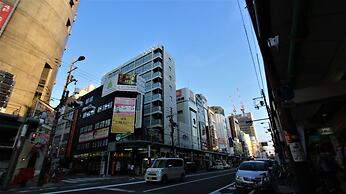 Nipponbashi Crystal Hotel