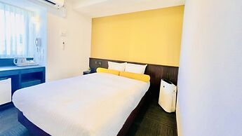 Nipponbashi Crystal Hotel