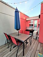 Monki Di Executive Suites - GLAS - Luxury Inner City Home 3 min to Dow