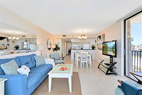 Cape Winds by Happy Palm Stays