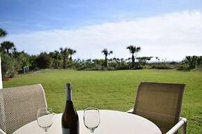 Cape Winds by Happy Palm Stays