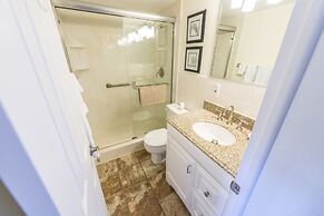 Spanish Main by Happy Palm Stays