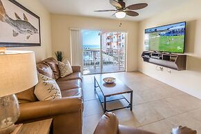 Spanish Main by Happy Palm Stays