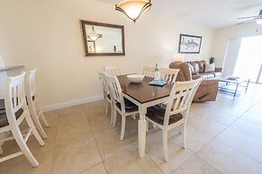 Spanish Main by Happy Palm Stays