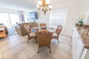 Spanish Main by Happy Palm Stays