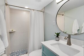 Spanish Main by Happy Palm Stays