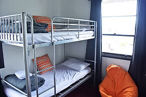 BoBs Hostel