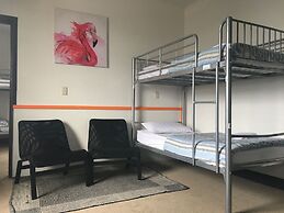 BoBs Hostel