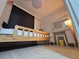 Riverside Guest House