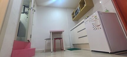 Riverside Guest House