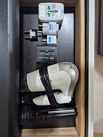 Riverside Guest House