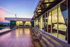 Royal Graces Pool Villas