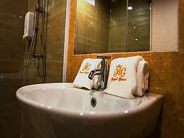 Royal Graces Pool Villas