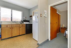 Classique Lodge Motel